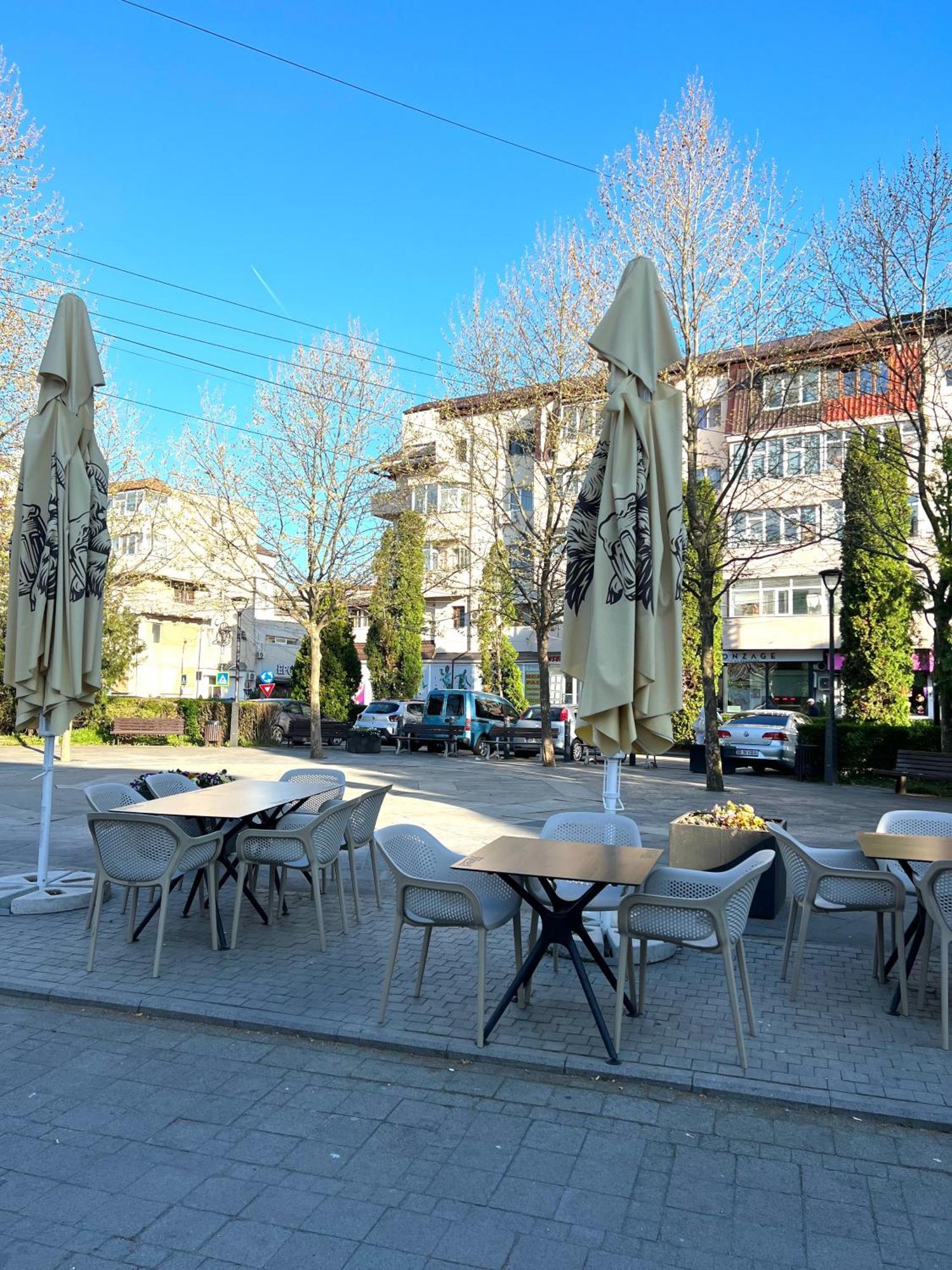 Old Town View- Ultracentral Apartment Тырговиште Экстерьер фото