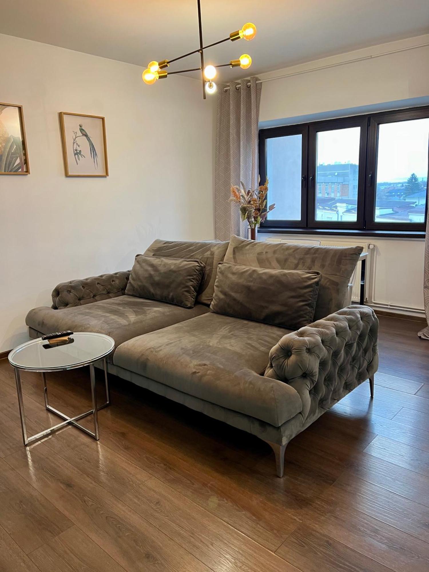Old Town View- Ultracentral Apartment Тырговиште Экстерьер фото
